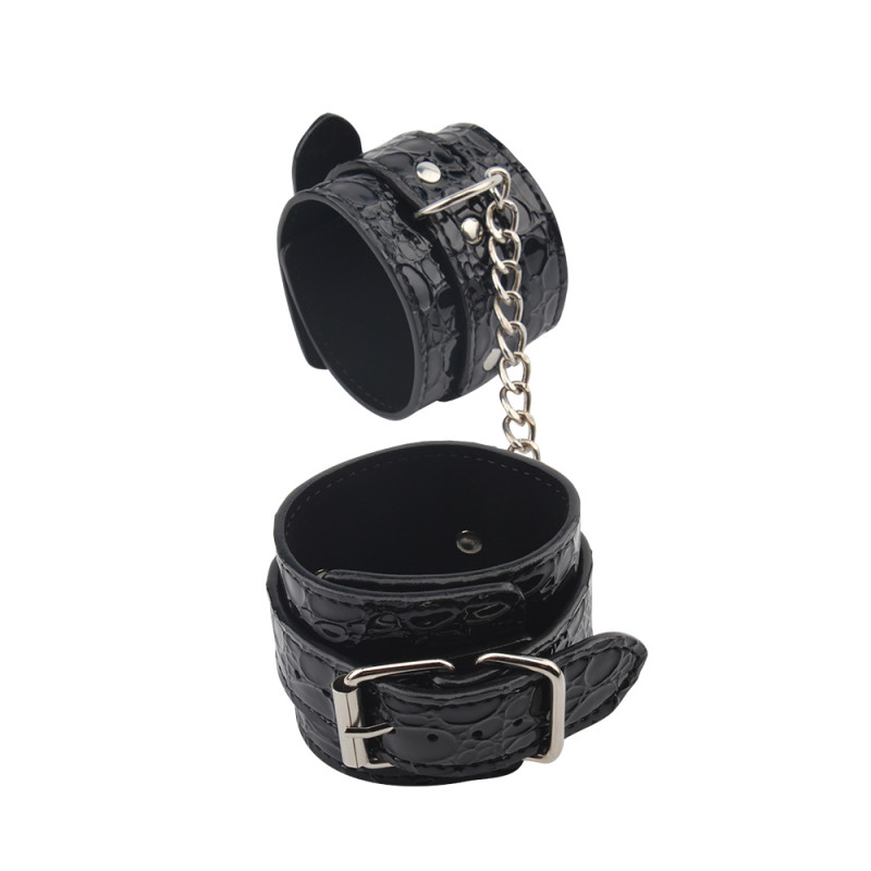 Наручники Behave! Be good Wrist Cuffs