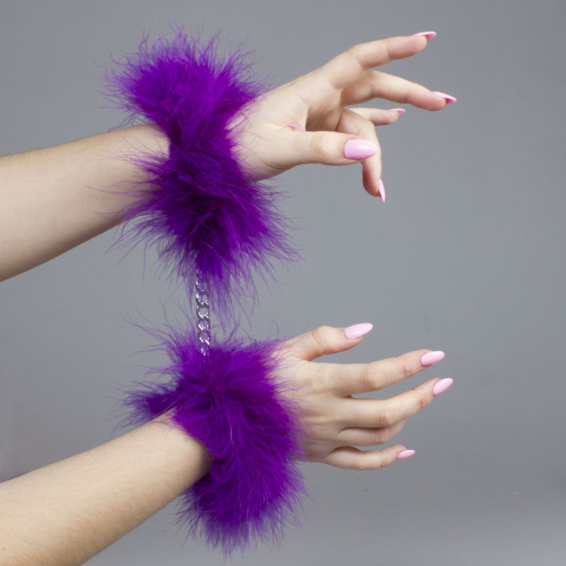 Меховые наручники Esposas Marabu Morado