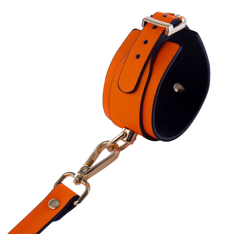 Наручники светящиеся в темноте Fetish Boutique Glow-In-The-Dark Ankle Cuffs Orange