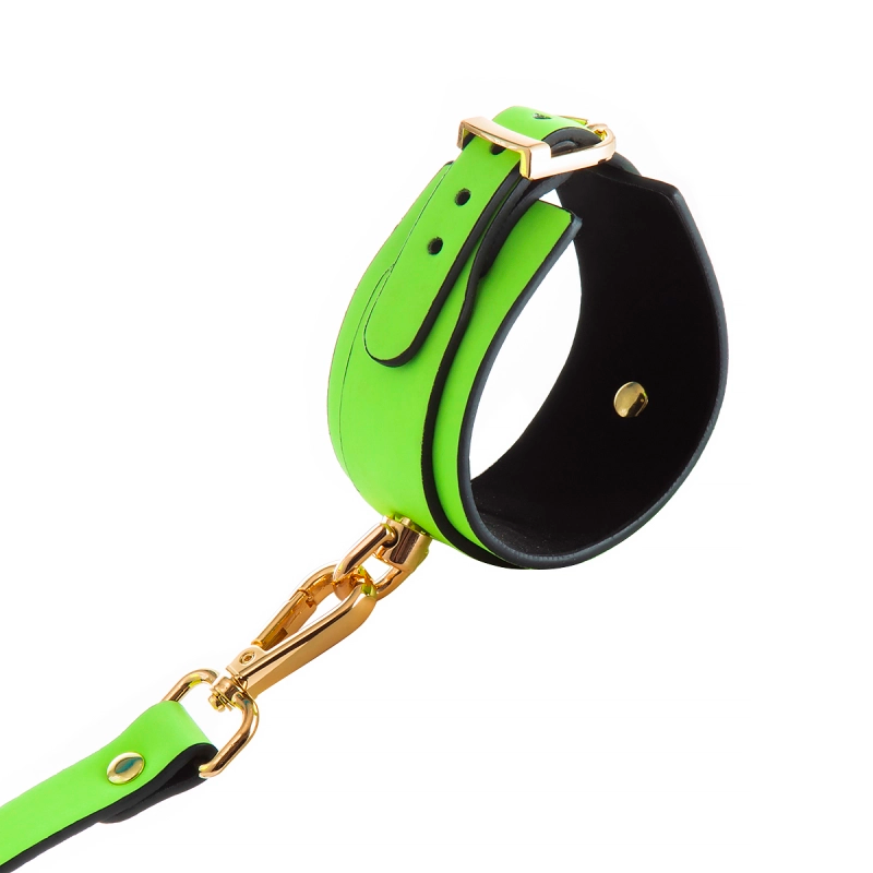 Наручники светящиеся в темноте Fetish Boutique Glow-In-The-Dark Ankle Cuffs Green