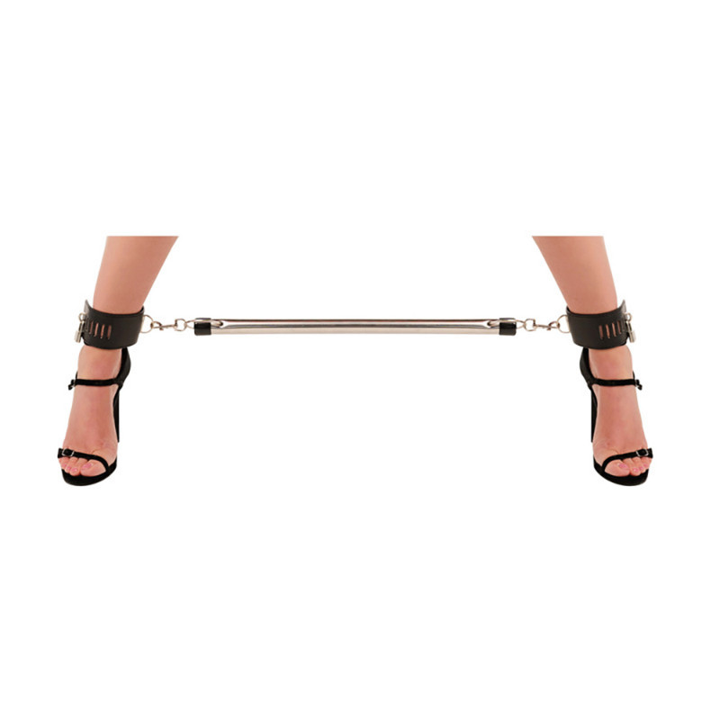 Распорка для ног на замках Fantasy Spreader bar with ankle cuffs
